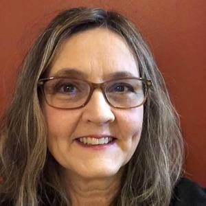 Meet your Posher, Deborah